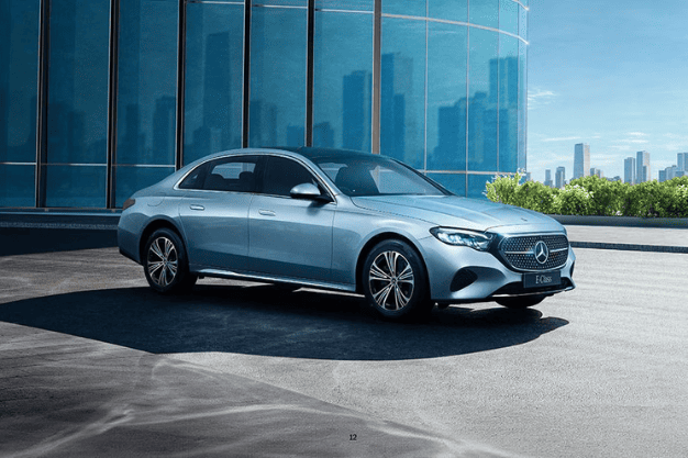Service Provider of Mercedes-Benz E-Class E 220d Wedding Car Rental in New Delhi, Delhi, India.